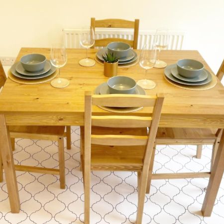 Cosy Family Home - Coventry City Centre - Entire House Zewnętrze zdjęcie