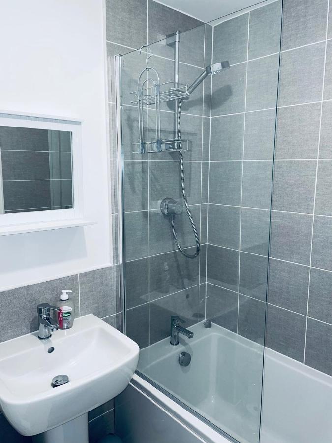 Cosy Family Home - Coventry City Centre - Entire House Zewnętrze zdjęcie